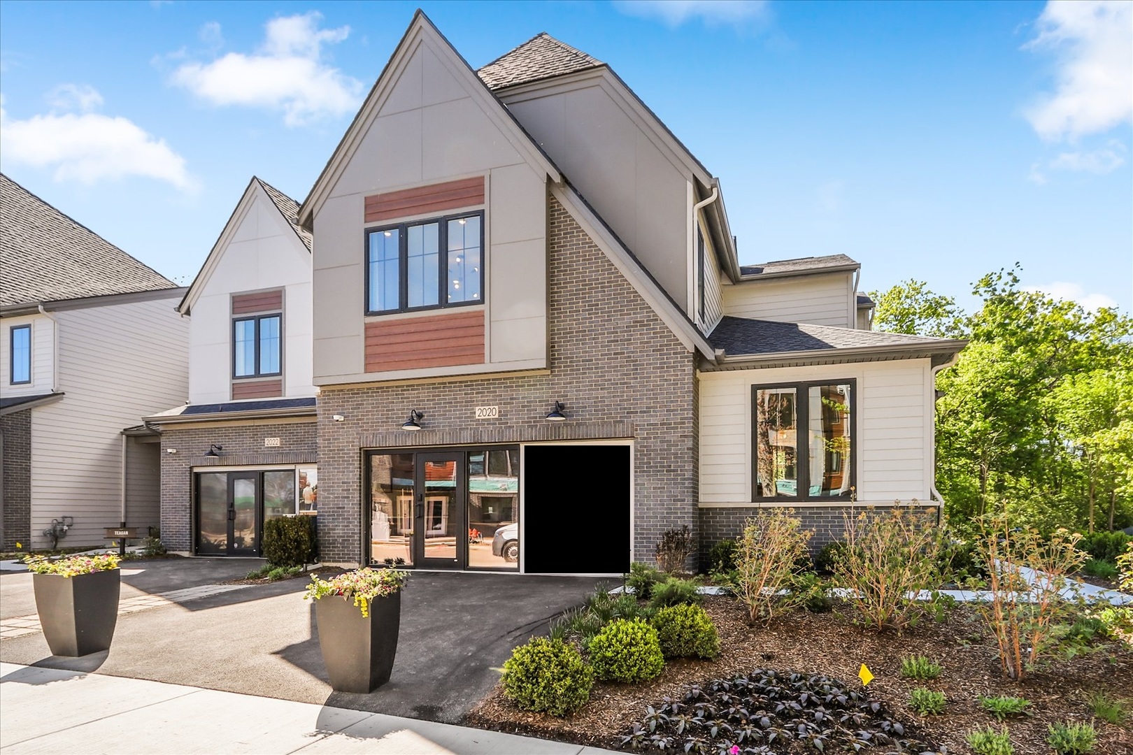 2068 Iron Ridge Lane, Naperville, IL