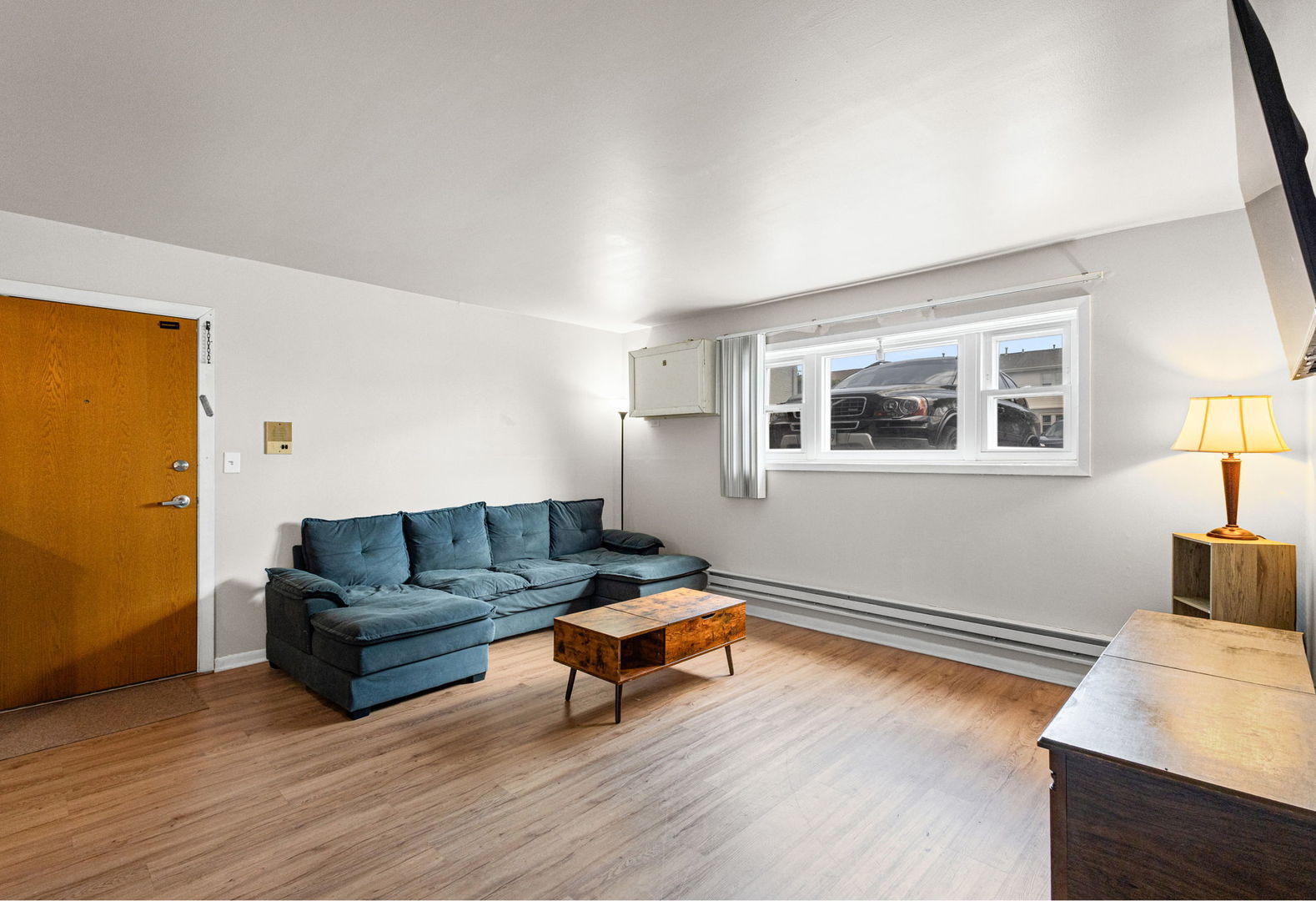9458 Kelvin Lane #103, Schiller Park, IL