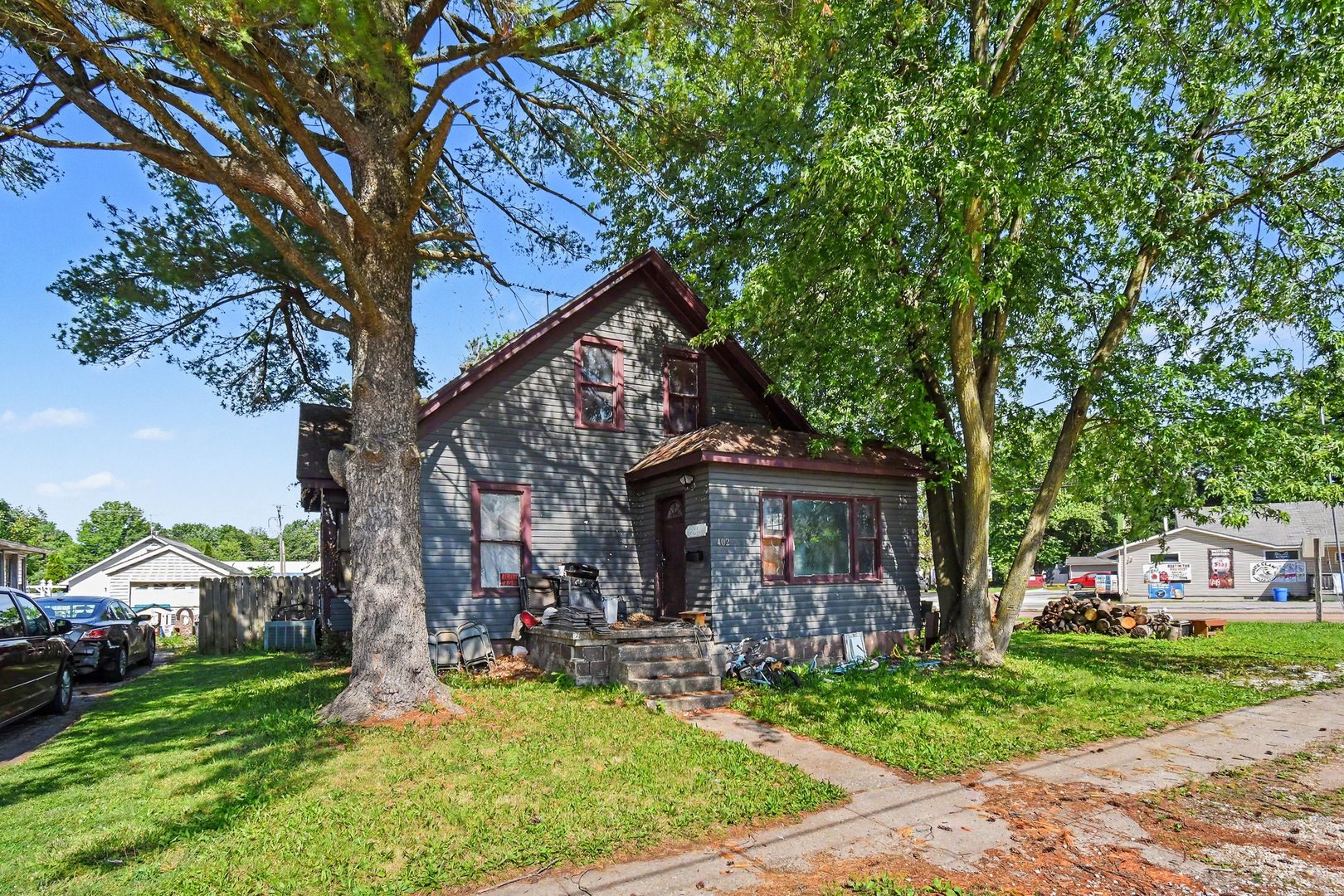 402 S Lafayette Street, Jerseyville, IL