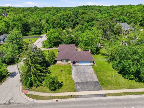 8800 W 104th Street, Palos Hills, IL