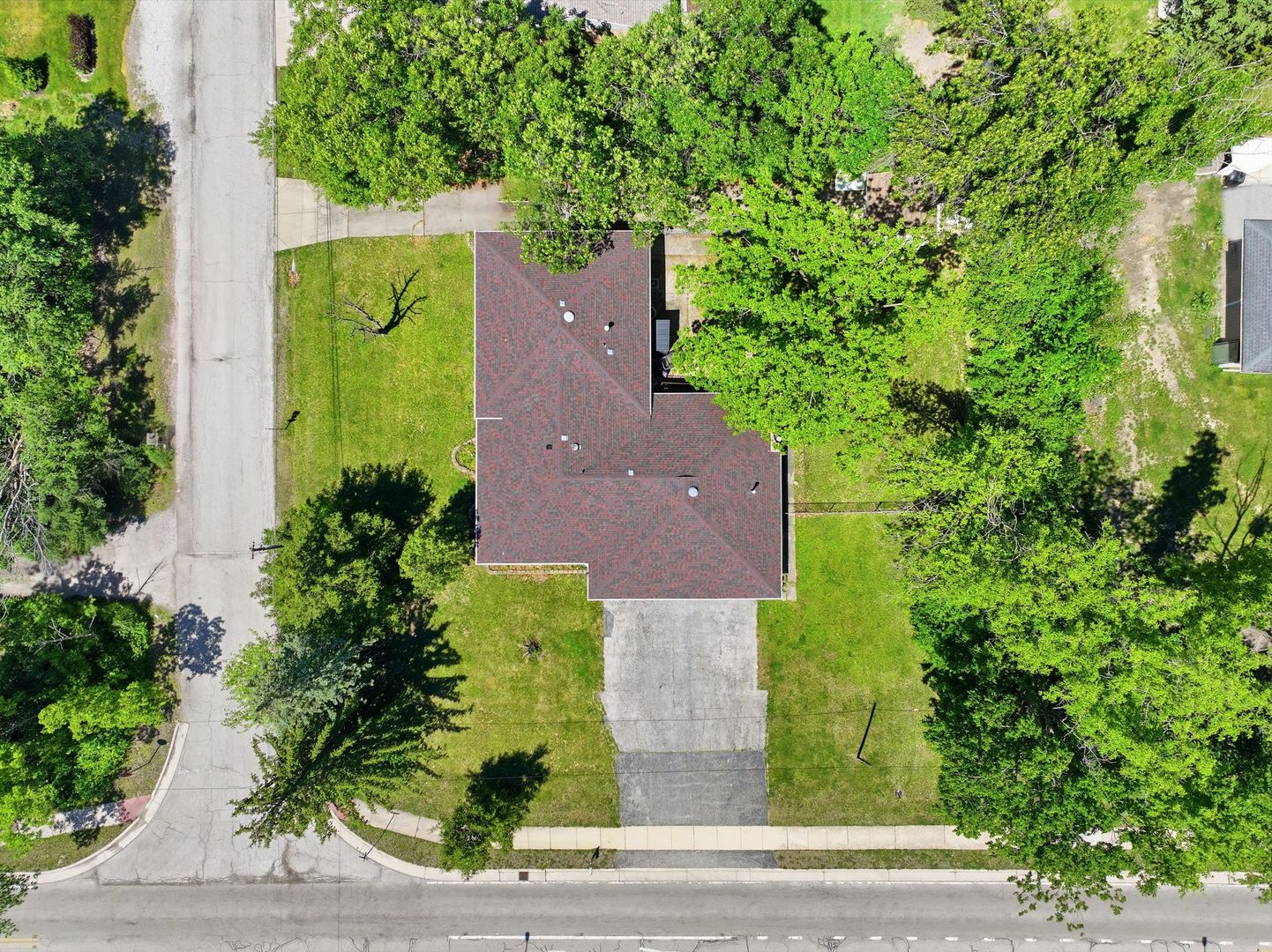 8800 W 104th Street, Palos Hills, IL