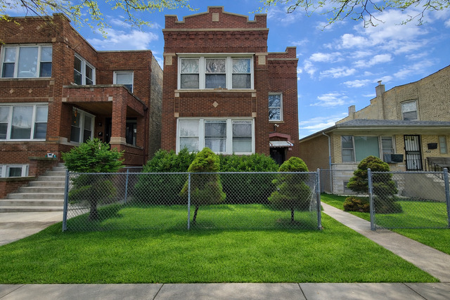 3008 N Davlin Court, Chicago, IL