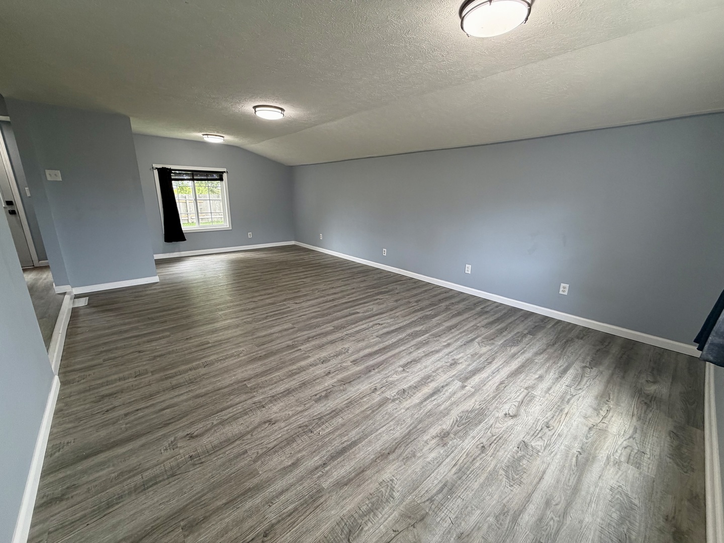 611 N Chestnut Street, Wapella, IL