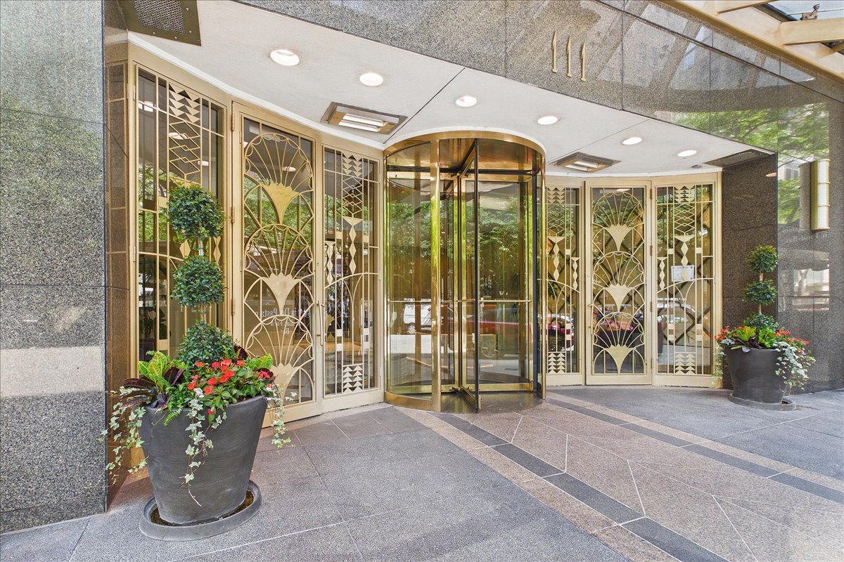 111 E Chestnut Street #37C, Chicago, IL