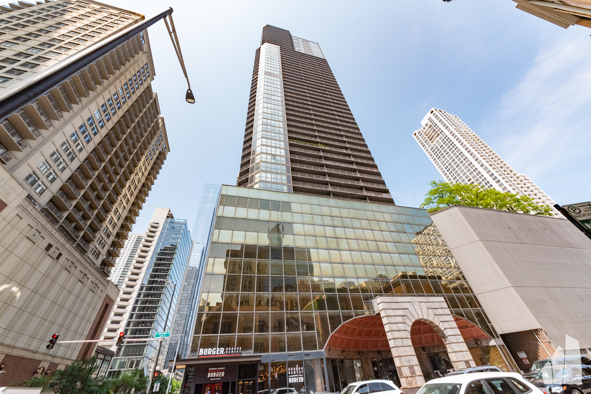10 E ONTARIO Street #2410, Chicago, IL
