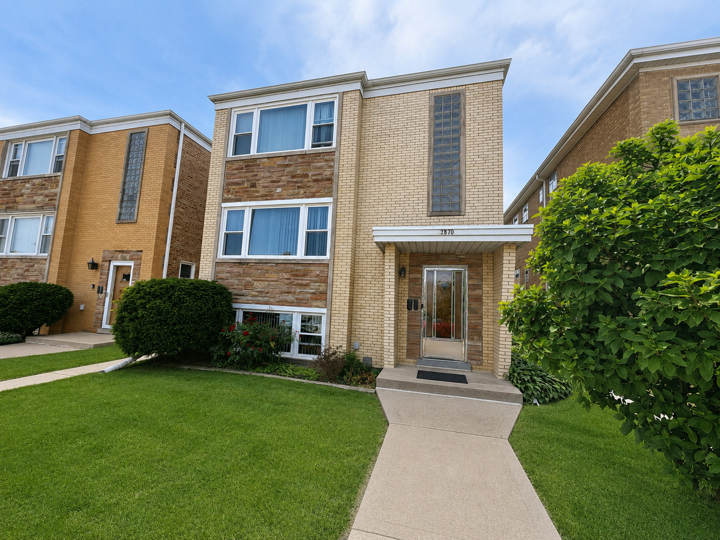 5870 N Elston Avenue #1, Chicago, IL