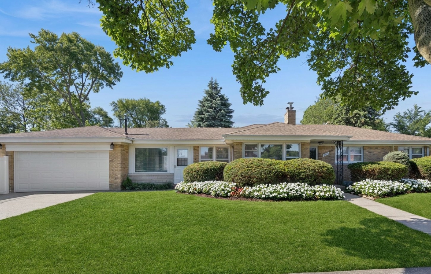 4219 Keeney Street, Skokie, IL
