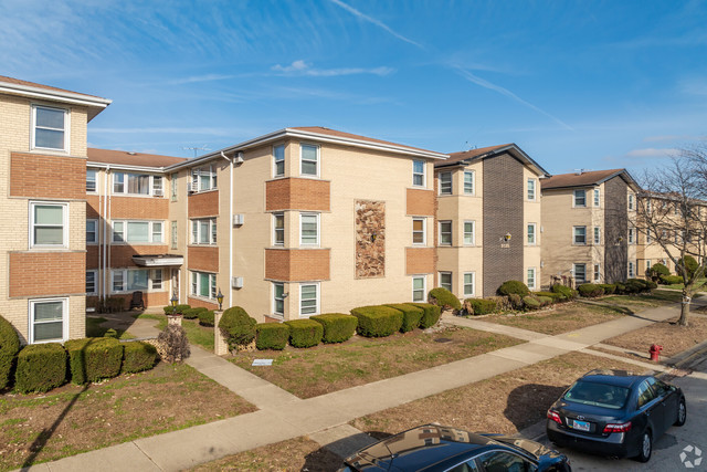 8528 W Gregory Street #3S, Chicago, IL