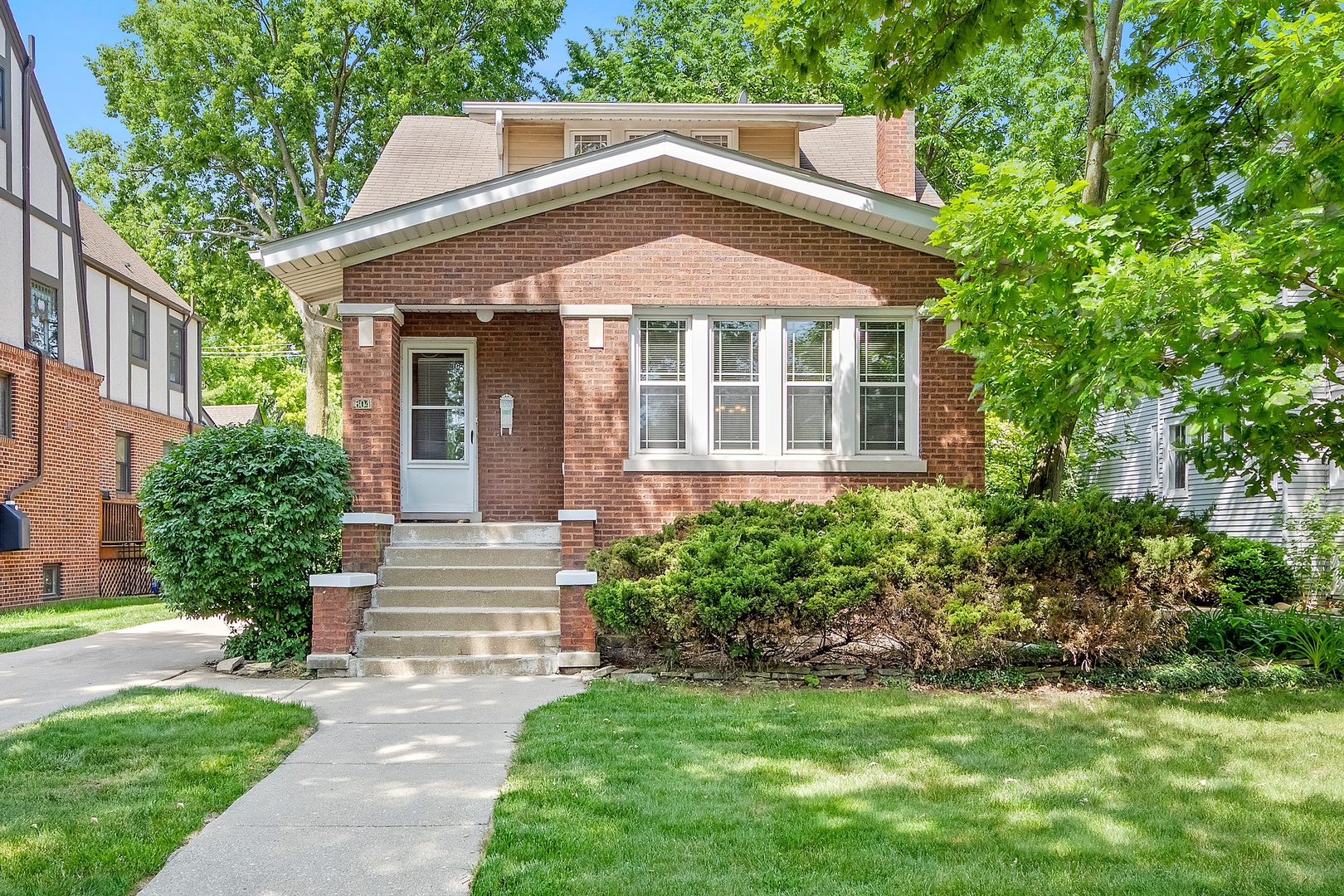 604 LATHROP Avenue, River Forest, IL