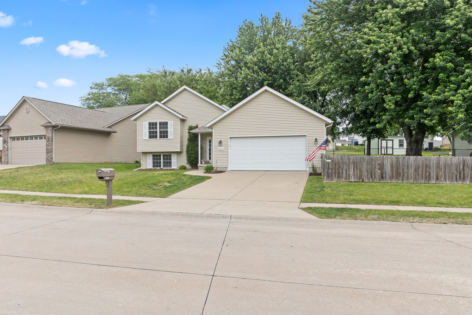6211 N Clark Street, Davenport, IA