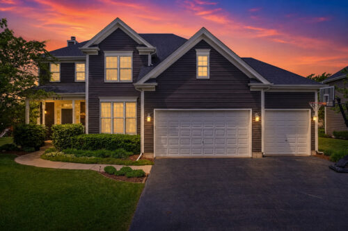 2423 Dustin Drive, Sycamore, IL
