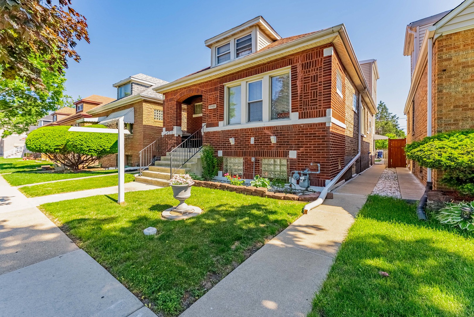 5511 W 31st Street, Cicero, IL