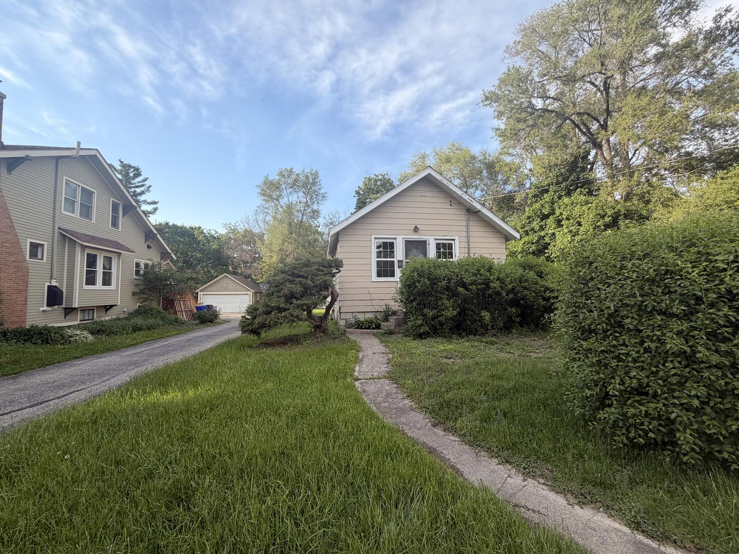513 E Liberty Drive, Wheaton, IL