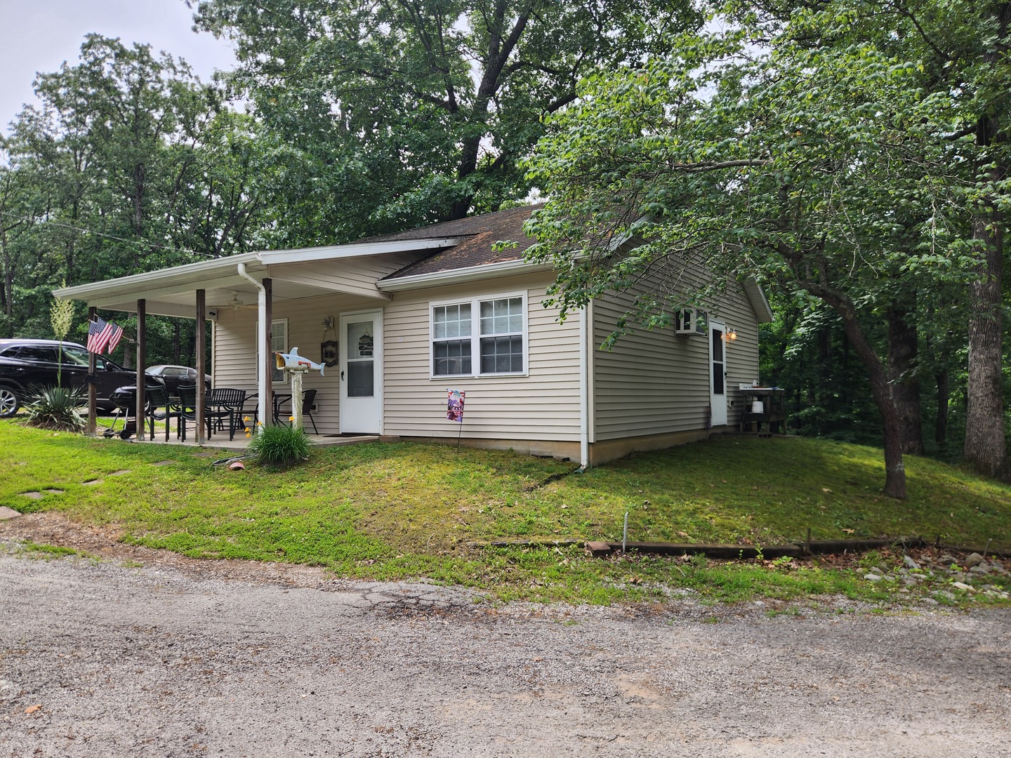 4312 N Lake Road, Pinckneyville, IL