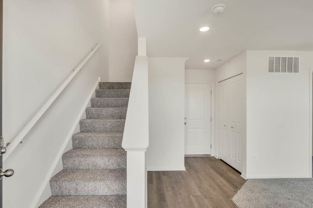 2666 Arrowhead Drive, Pingree Grove, IL