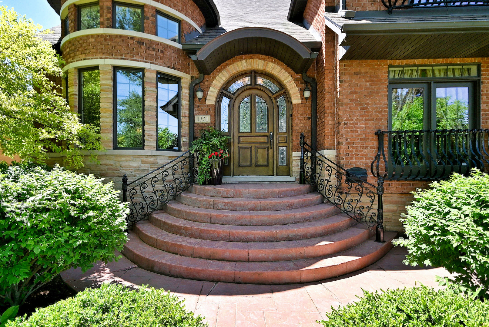 1321 Glenlake Avenue, Park Ridge, IL