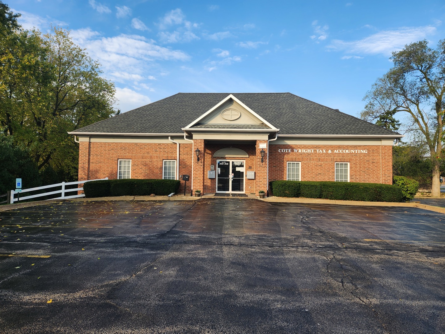 5455 Grand Avenue #302A, Gurnee, IL