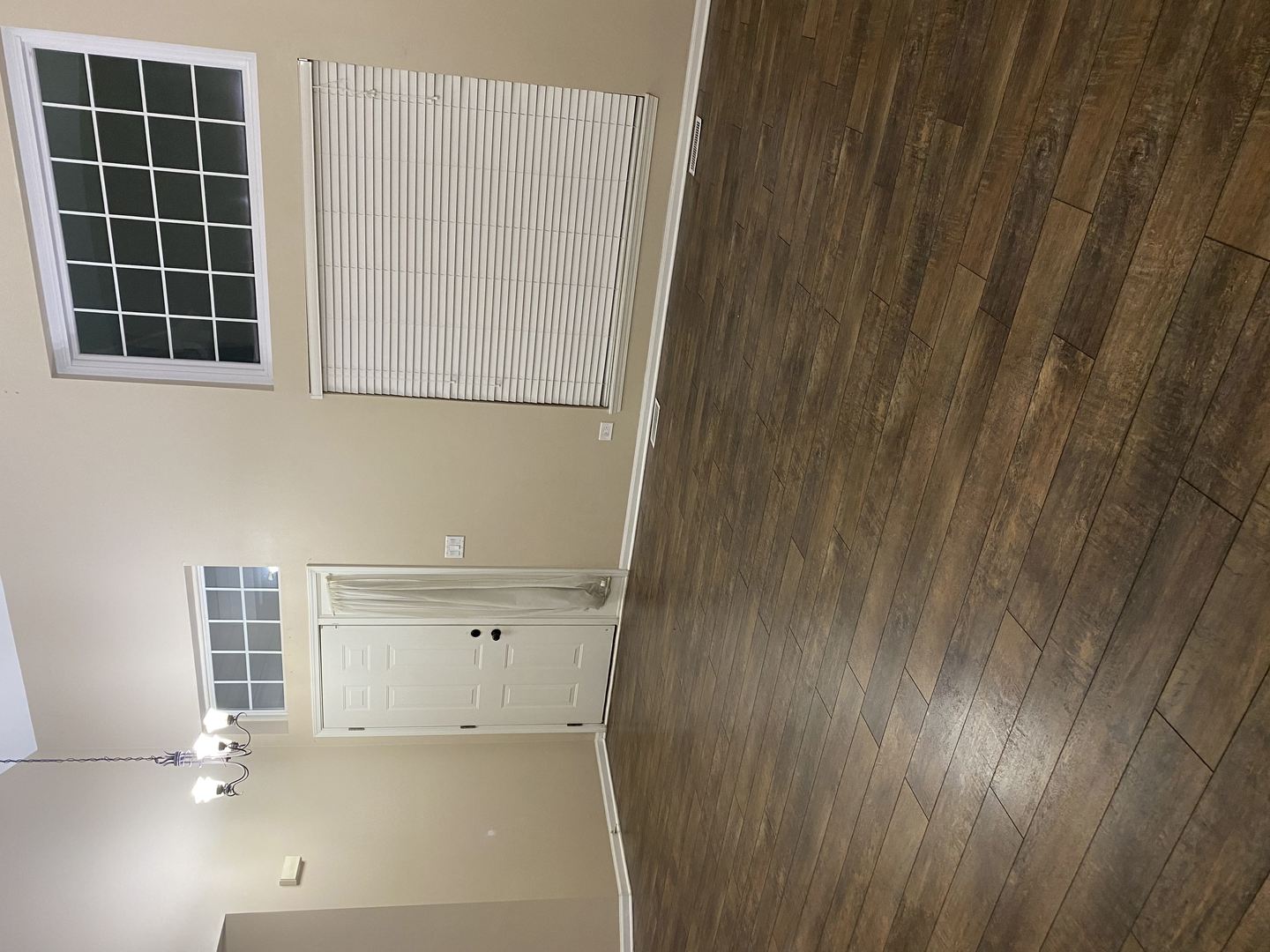1213 Pennsbury Lane, Aurora, IL