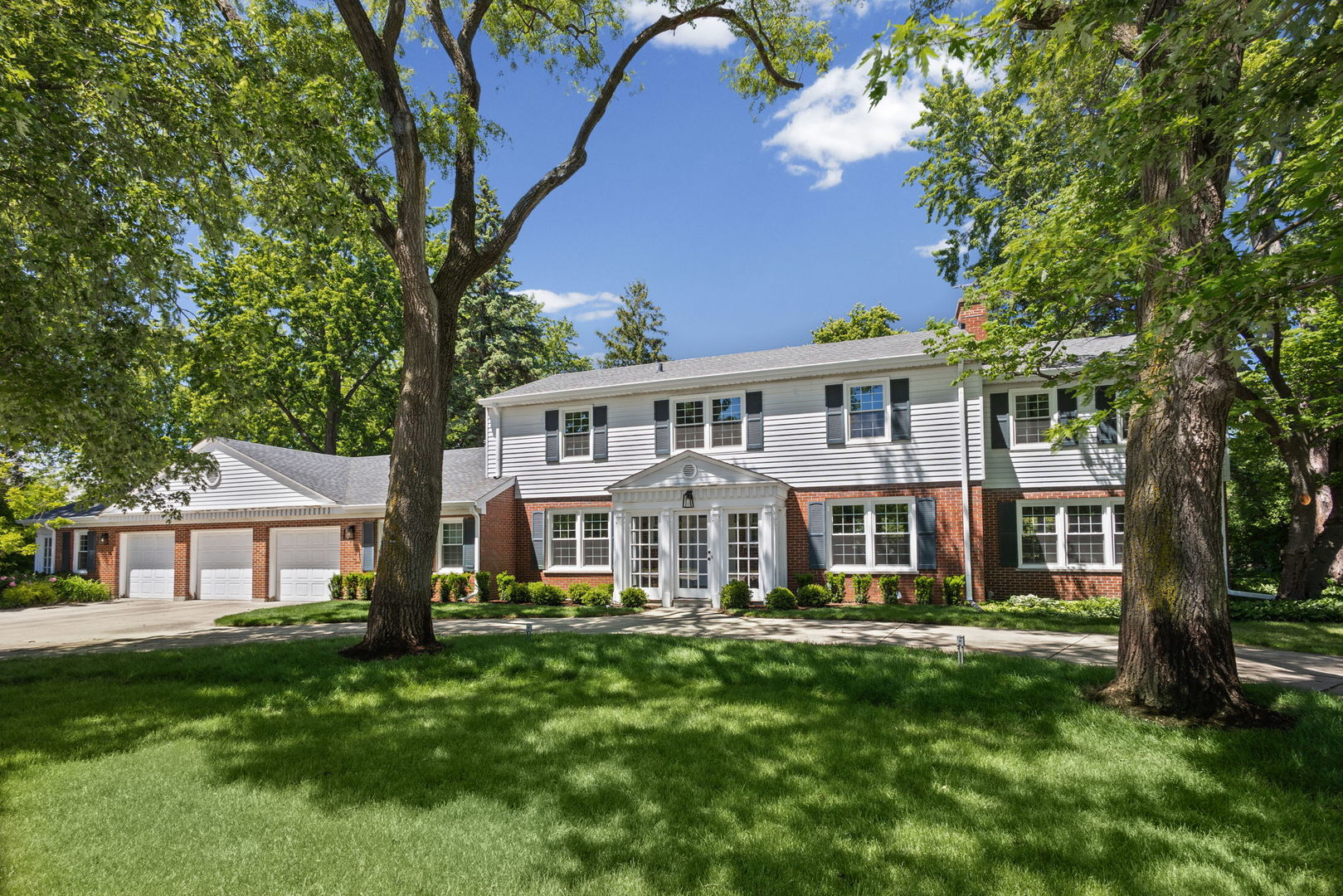 1150 Willow Lane, Northbrook, IL