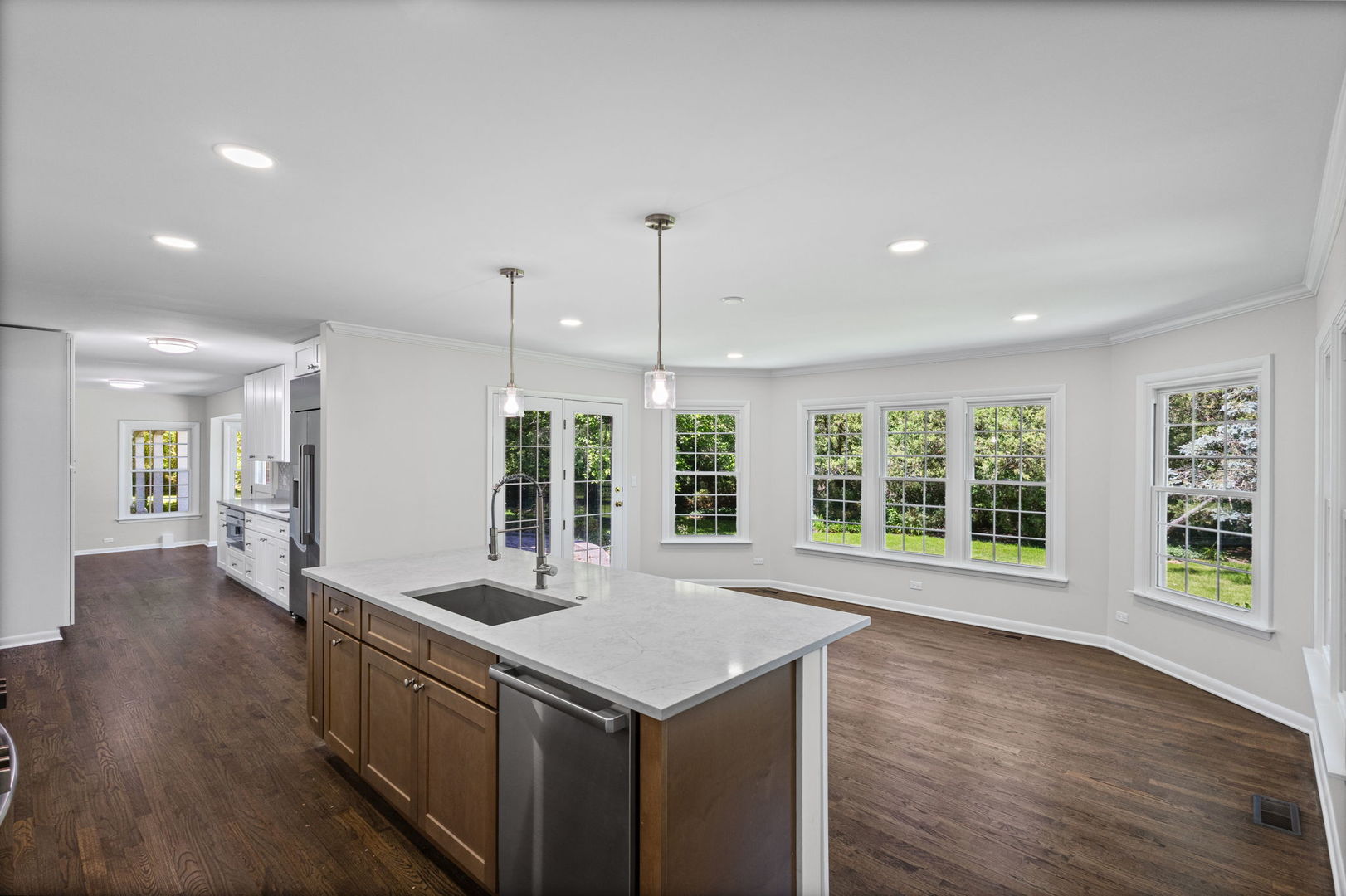 1150 Willow Lane, Northbrook, IL
