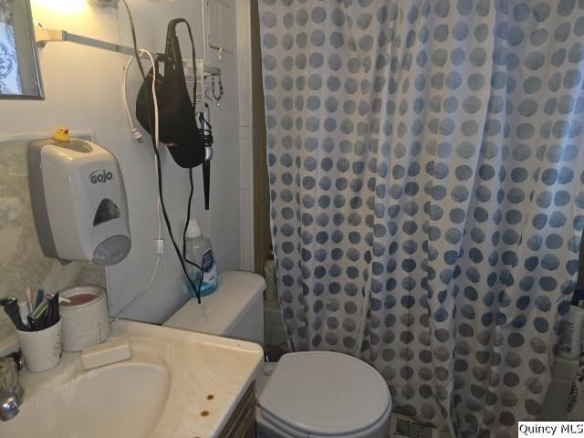 87 E 3rd Street, Dallas City, IL