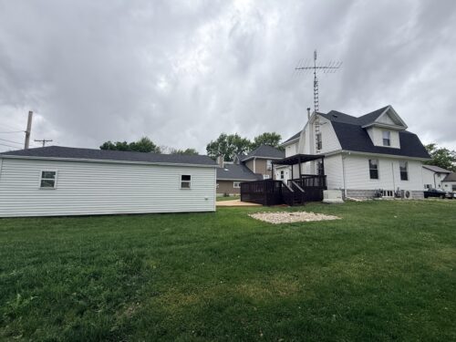 217 W Chestnut Street, Compton, IL