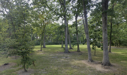 866 Hiawatha Lane, Riverwoods, IL