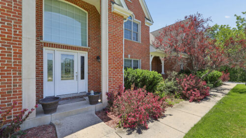 39571 ORCHARD BLUFF Lane, Wadsworth, IL