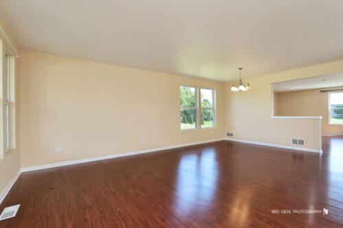 4111 Credence Drive, Zion, IL