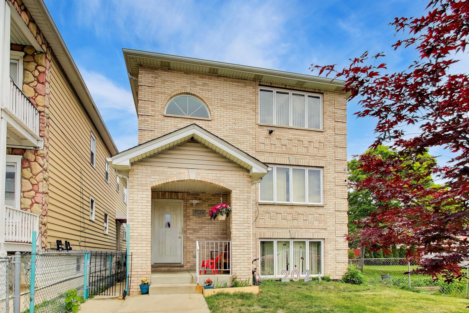 7520 W 61st Street #2, Summit, IL