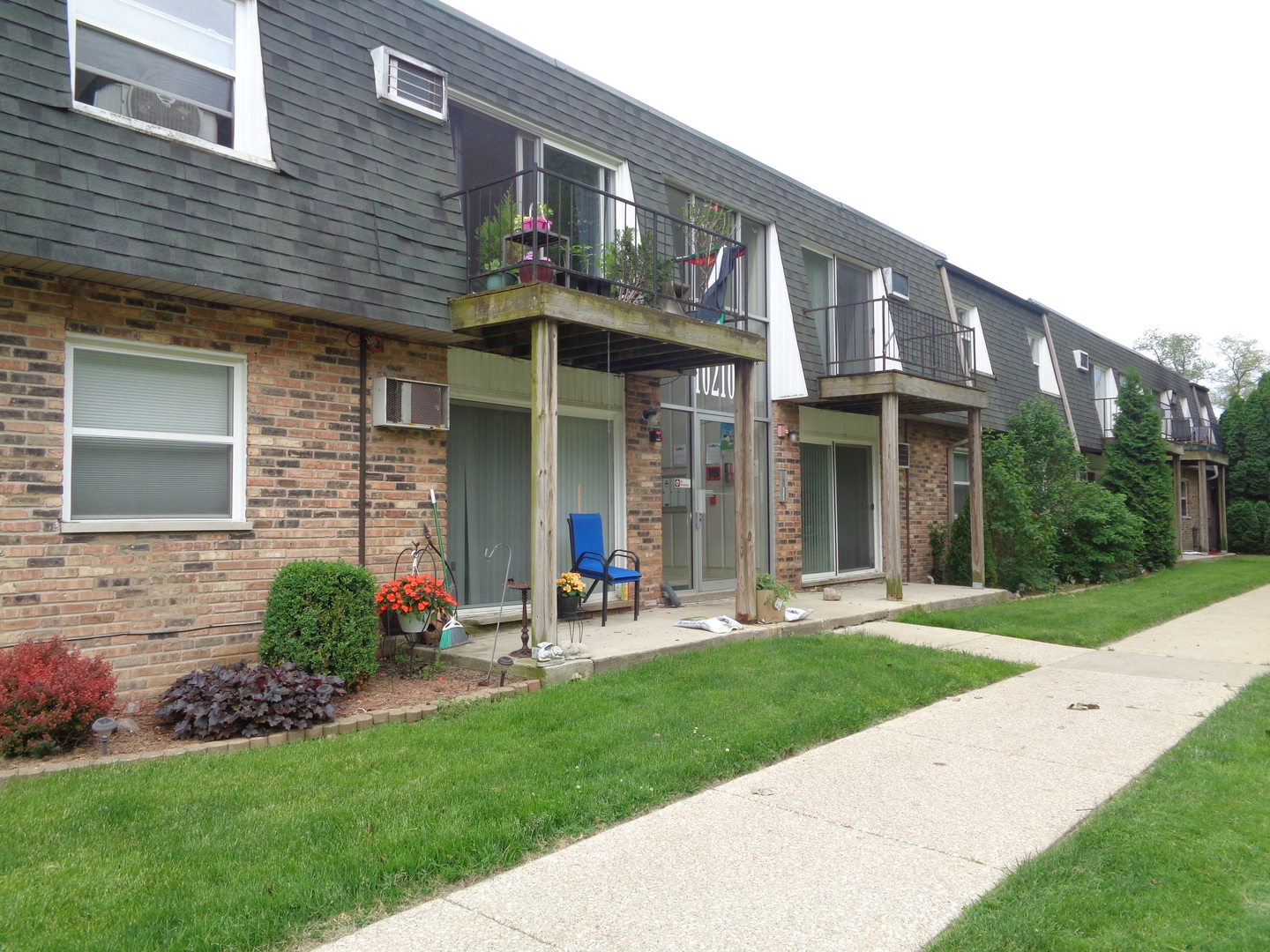 10210 S 84th Terrace #313, Palos Hills, IL