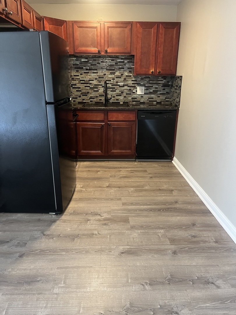 10210 S 84th Terrace #313, Palos Hills, IL