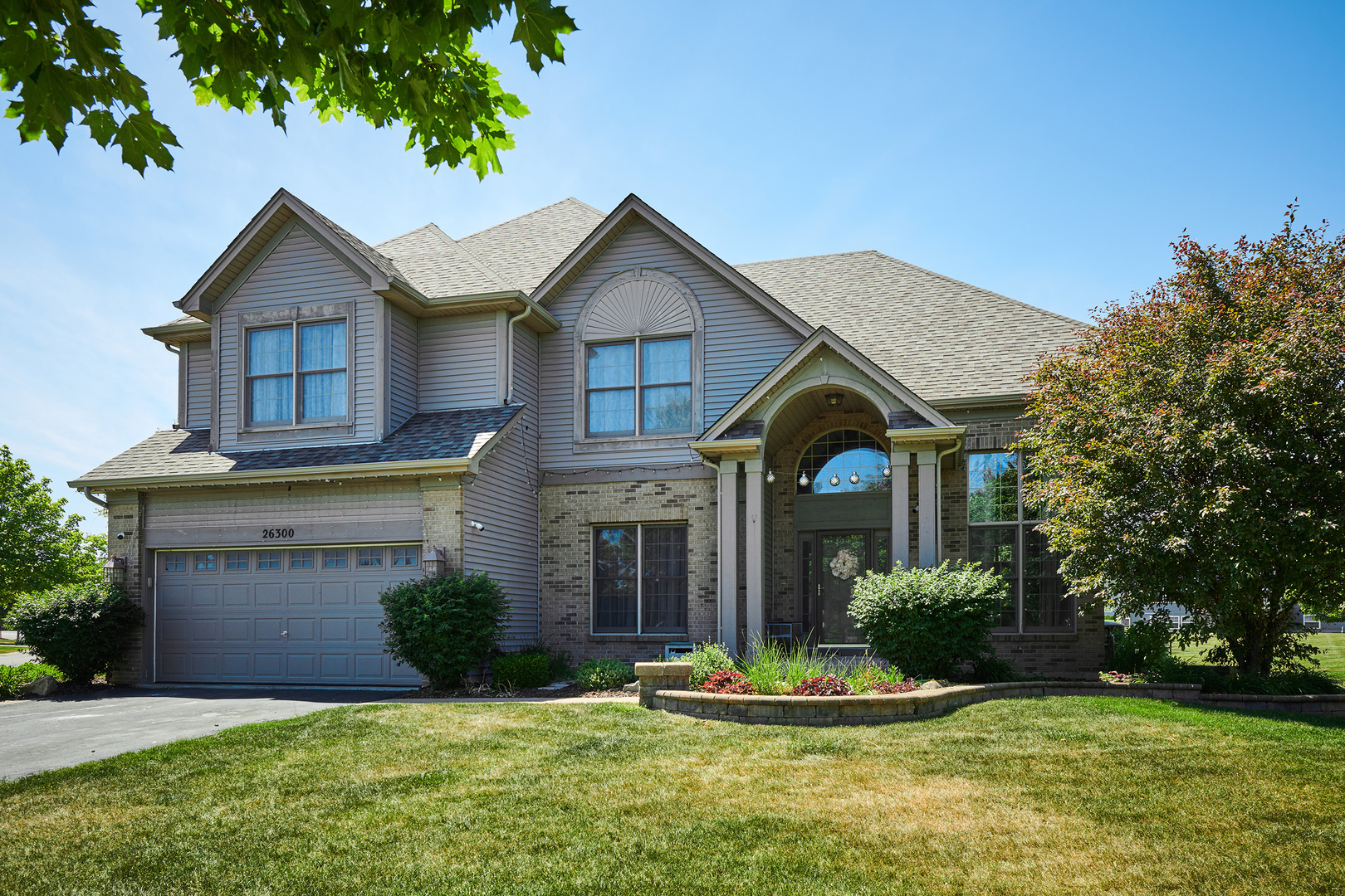 26300 W Chatham Drive, Plainfield, IL