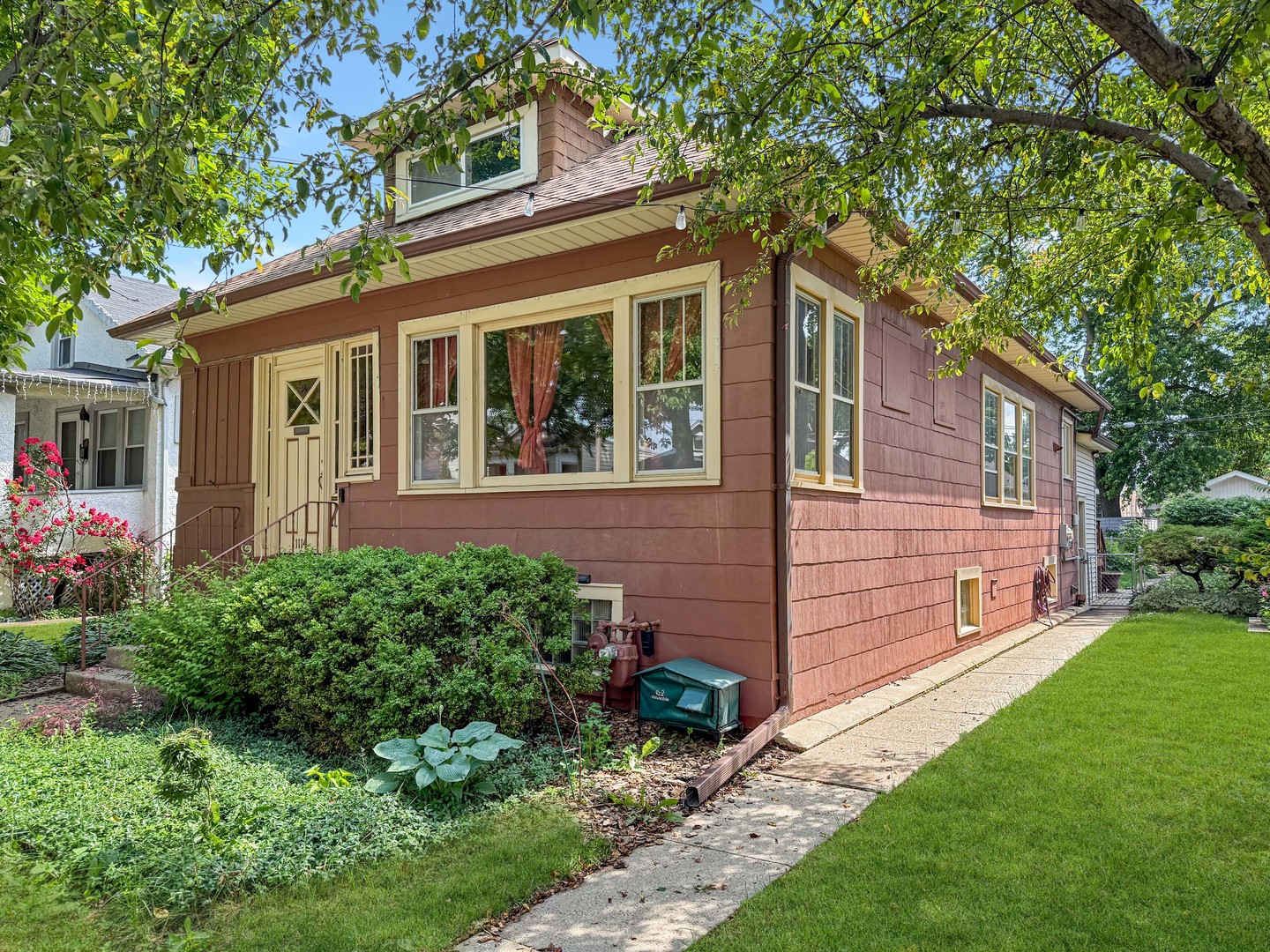 1114 BELOIT Avenue, Forest Park, IL