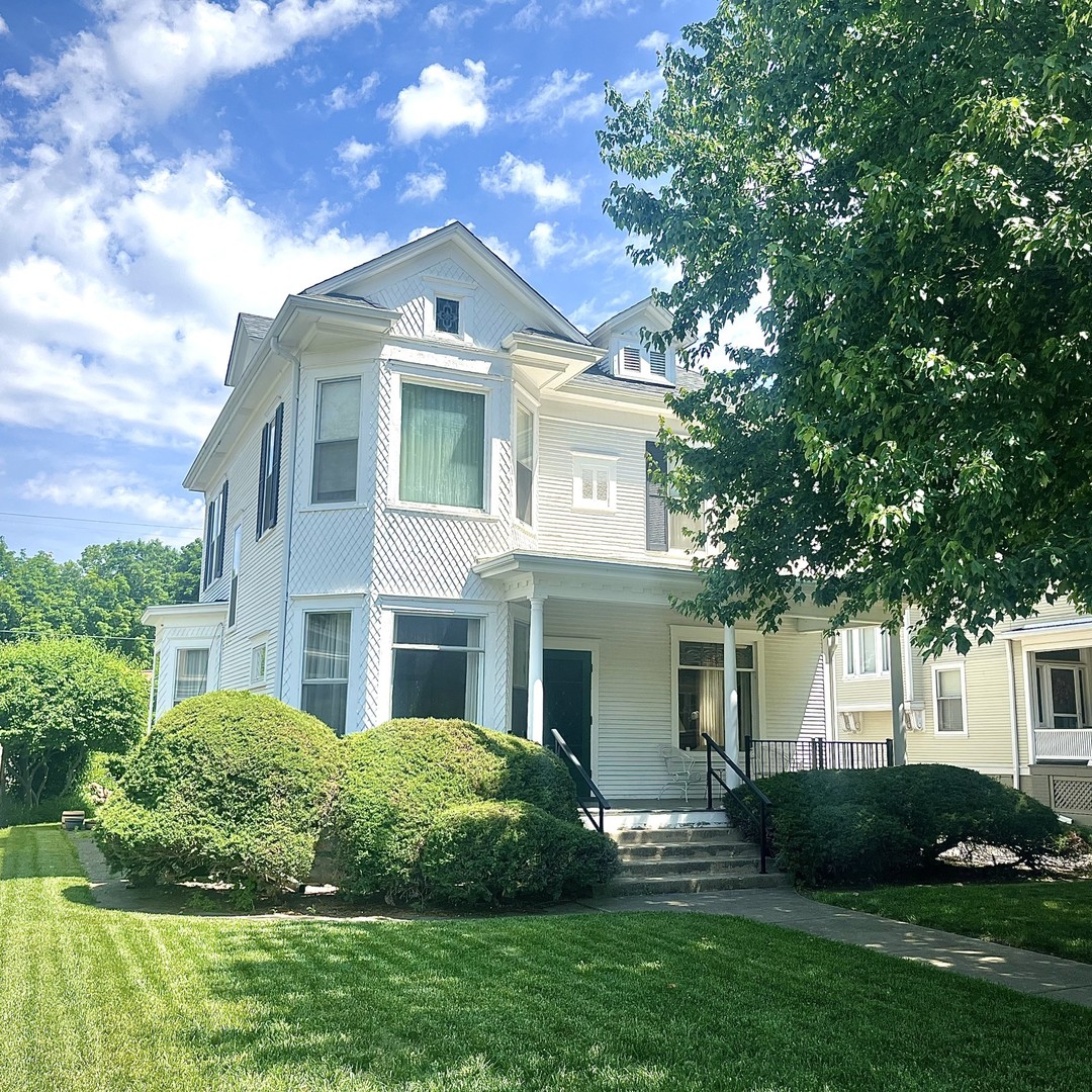 212 E Cleveland Street, Spring Valley, IL