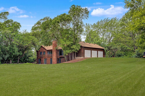 15 Turning Shore Drive, South Barrington, IL