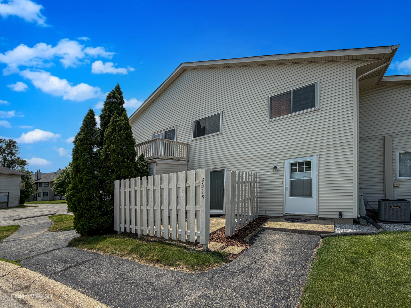 2345 Carnation Drive #305C, Crest Hill, IL