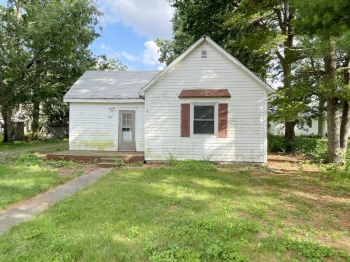 311 W Church Street, Sadorus, IL