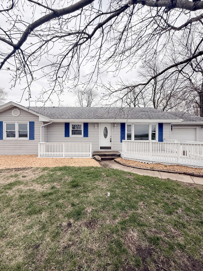 2308 N 2010 East Road, Watseka, IL