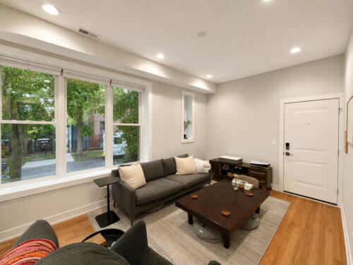 2604 N Drake Avenue #1R, Chicago, IL