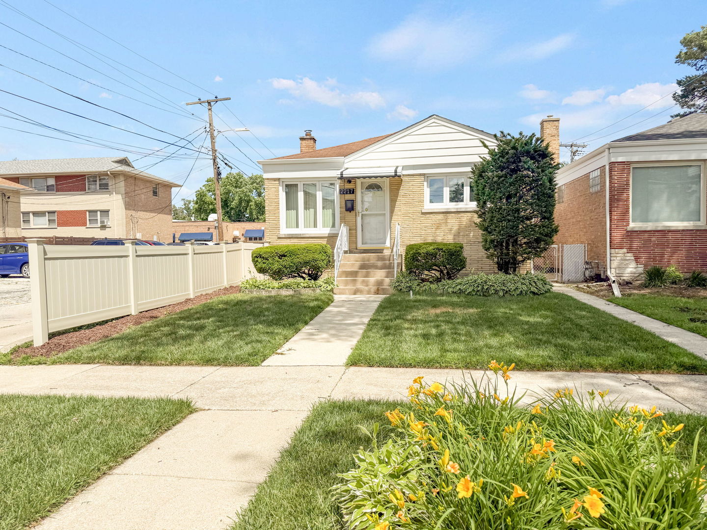 2217 Keystone Avenue, North Riverside, IL