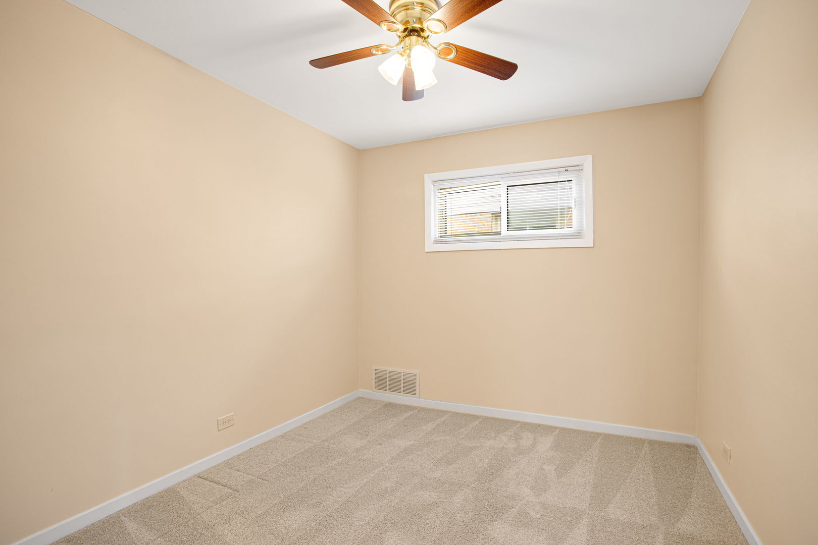 2217 Keystone Avenue, North Riverside, IL