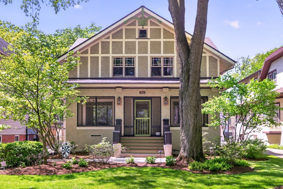 130 Gale Avenue, River Forest, IL