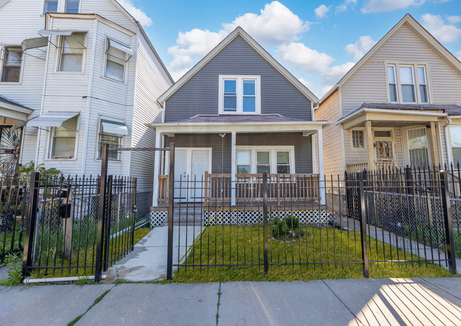 5737 S Laflin Street, Chicago, IL