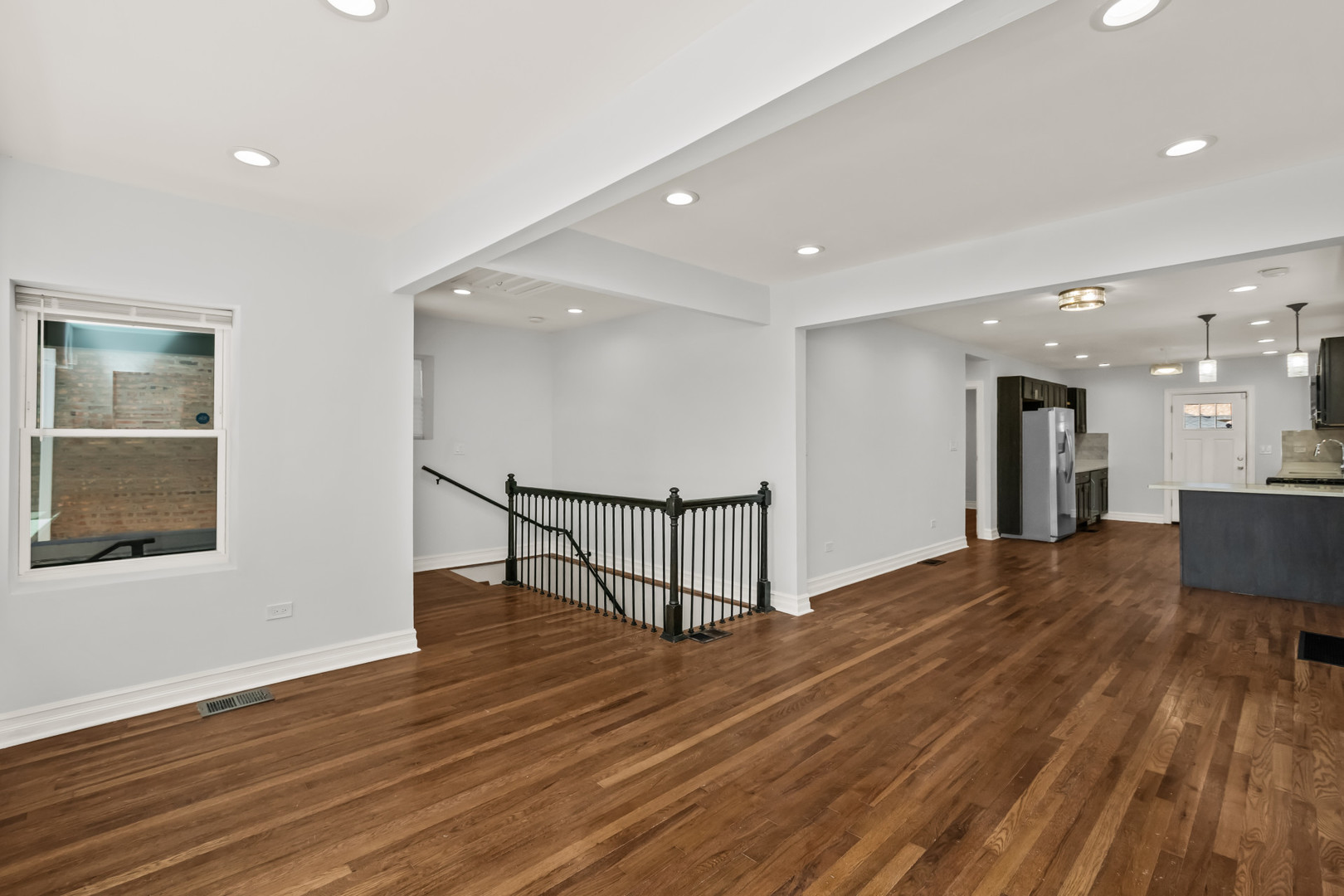 1732 E 83rd Place, Chicago, IL