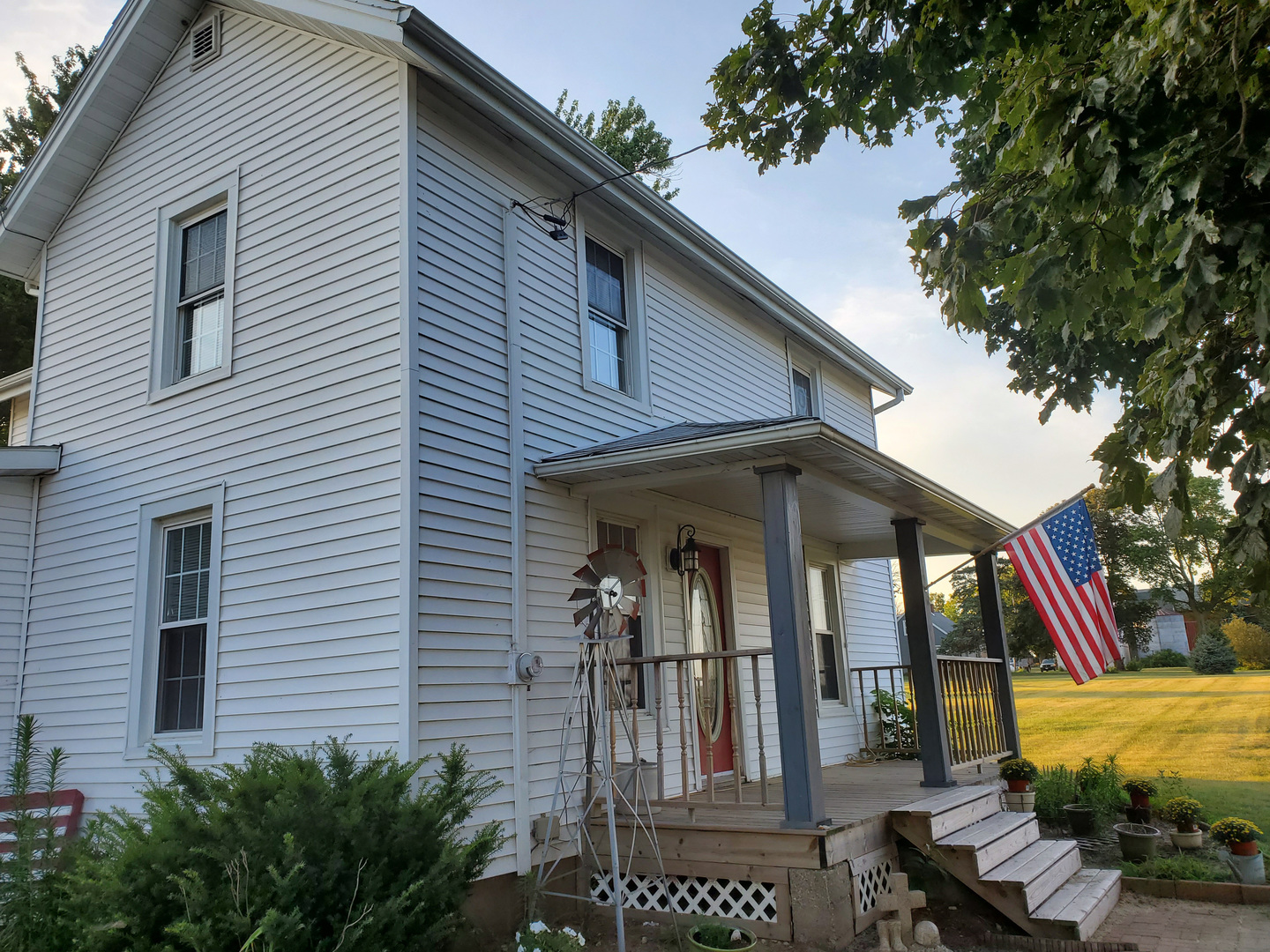3060 N Leaf River Road, Mount Morris, IL