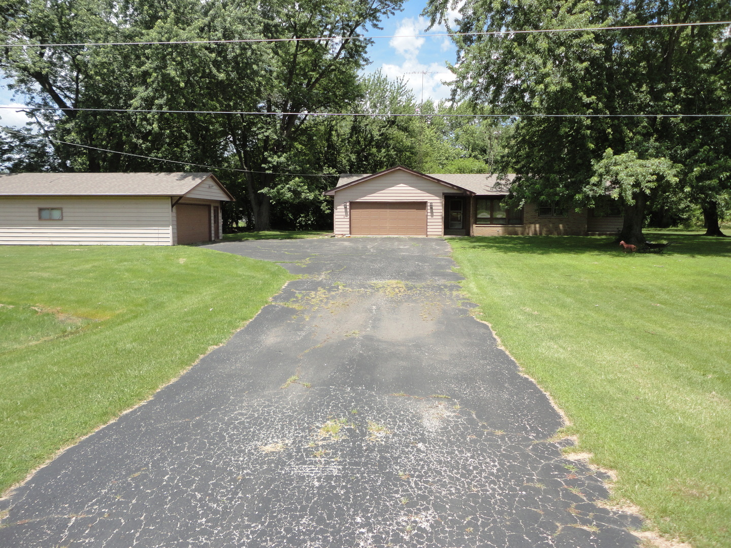 360 S Washington Street, Braidwood, IL