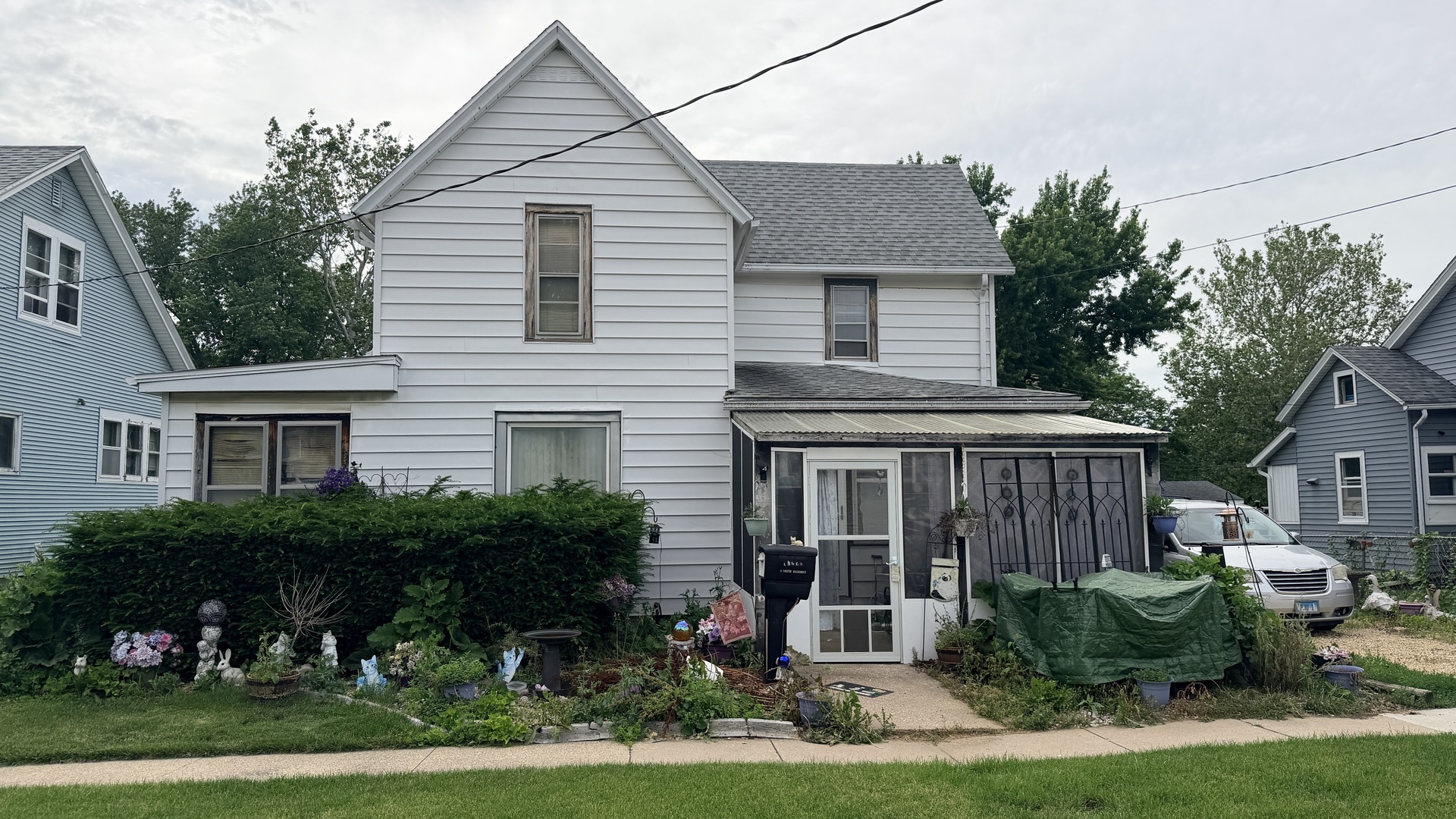 4 S Mulberry Avenue, Mount Morris, IL