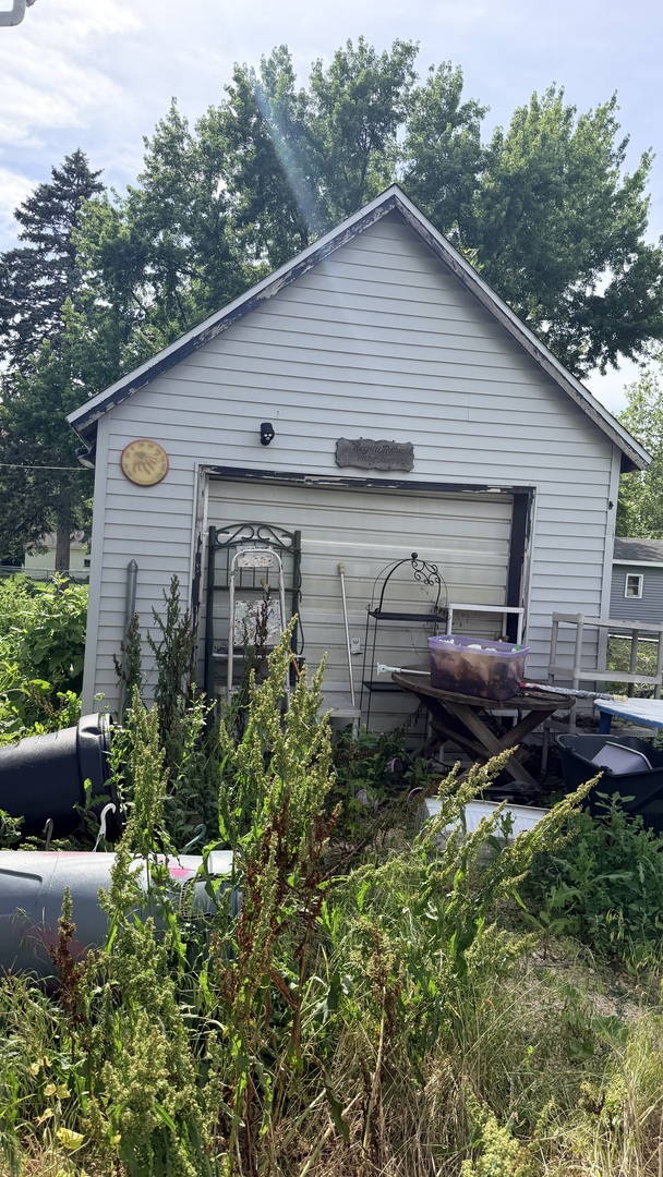4 S Mulberry Avenue, Mount Morris, IL