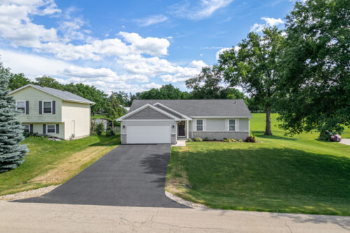 701 Mallard Road, Winnebago, IL